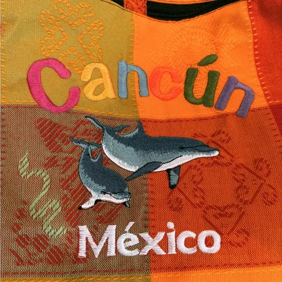Artisanal Tote Cancun Mexican w/embroidered Dolphin & brights colors Great Bag - Picture 3 of 7